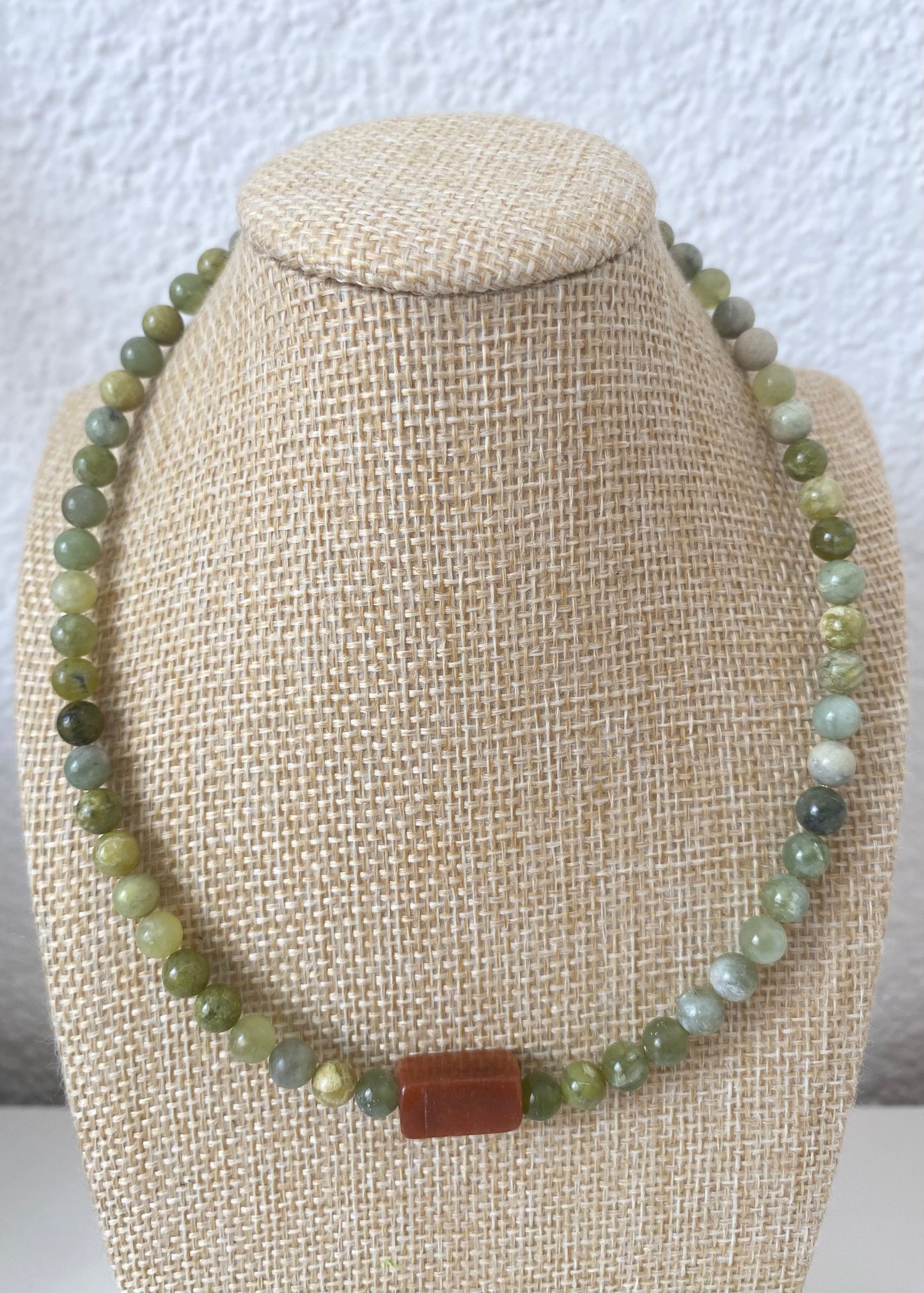 Oliva – Jade Choker-Halskette